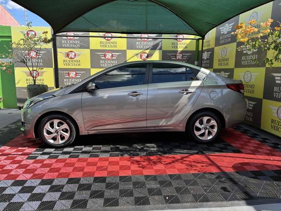 HYUNDAI HB20S 1.6 COMFORT STYLE 16V FLEX 4P AUTOMÁTICO